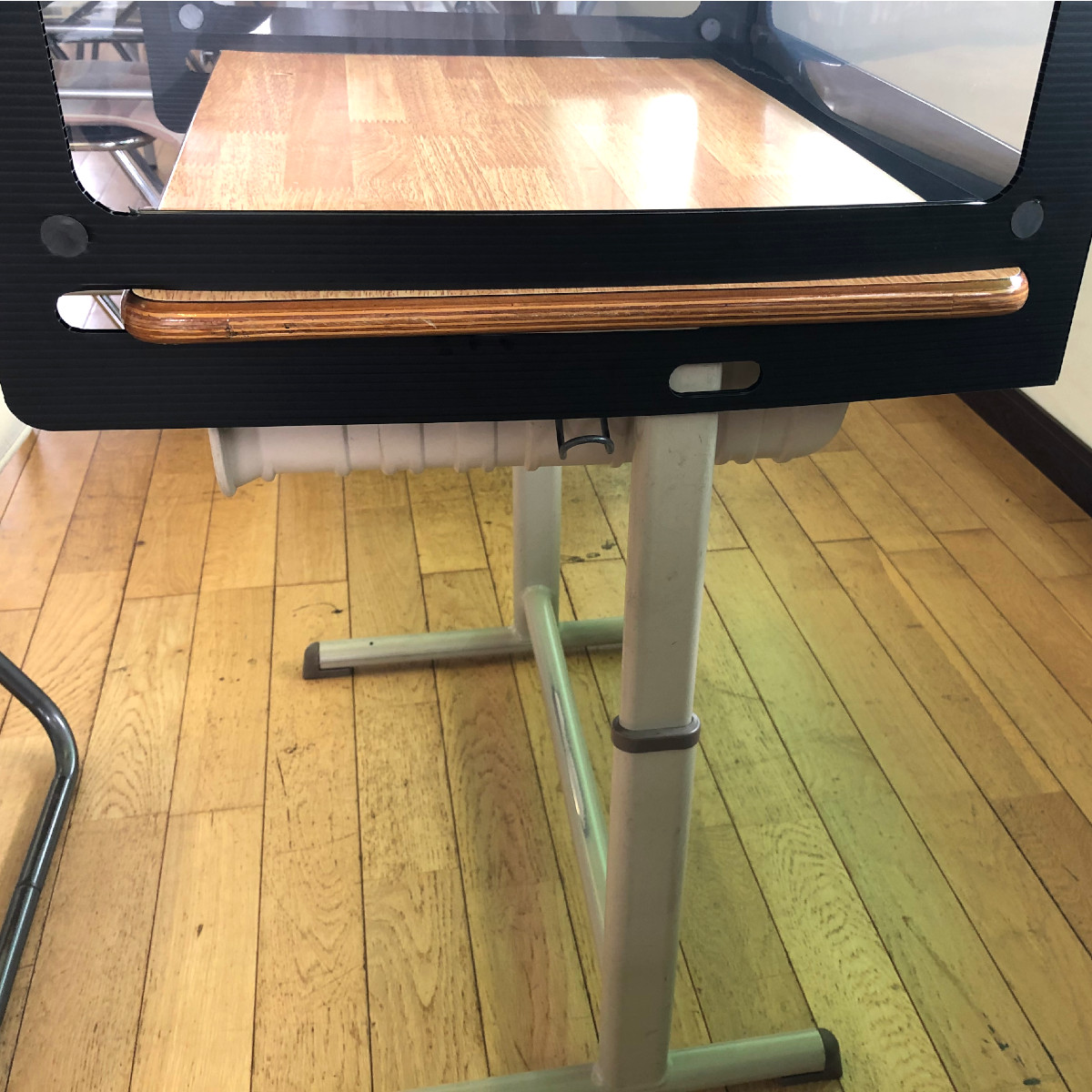 〔飛沫感染予防〕学校机用ＦＵＪＩパーテーション②　コロナ予防